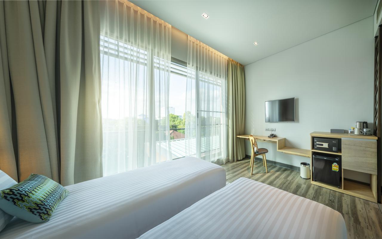 Aisana Hotel Korat Nakhonratchasima Exterior foto